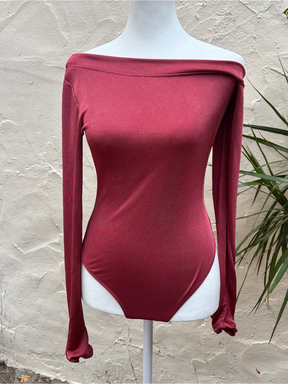 FREE PEOPLE OffShoulder THAT’S HOT Bodysuit - Picture 3 of 7